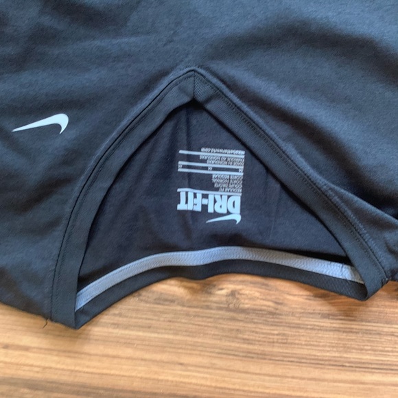 Nike - DriFit Regular Fit - T-shirt - Picture 5 of 6